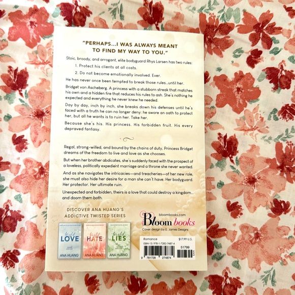 Twisted games by Ana Huang - Picture 2 of 4